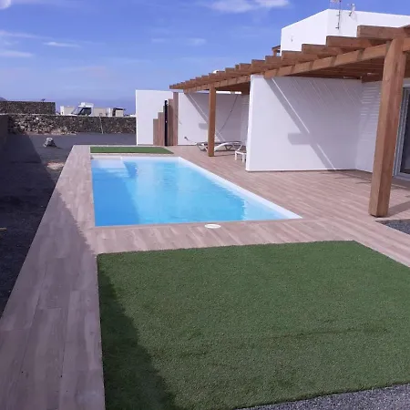 Vista Volcan With Heated Pool فيلة لاجاريس